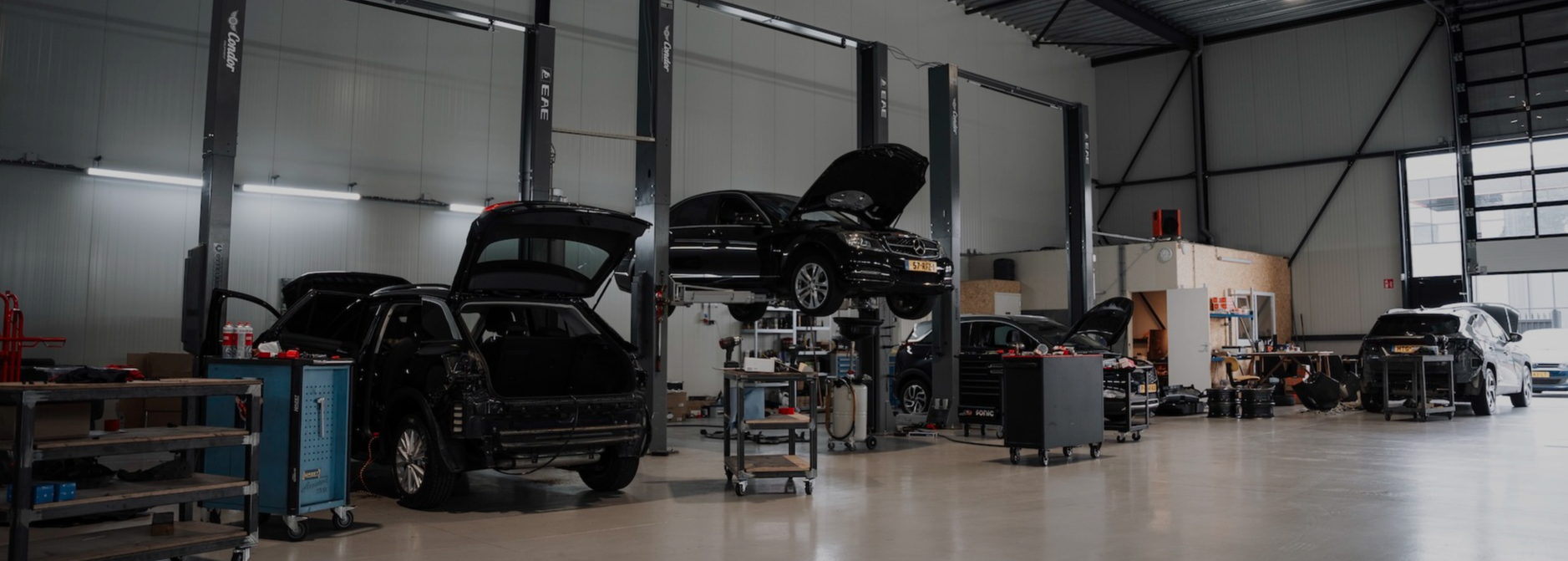 Header header_images_0_17526638001451457820.png Werkplaats | Automotive van Lierop