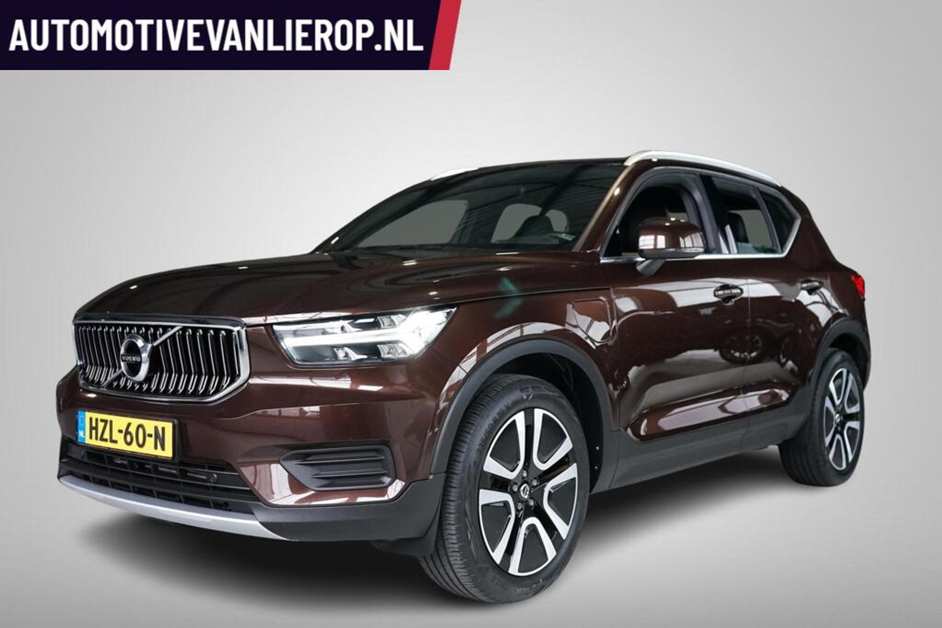 Volvo XC40 1.5 T5 Twin Engine Inscription Maple Brown | CRUISE | STOELVERWARMING 47914783-0.jpg | Automotive van Lierop