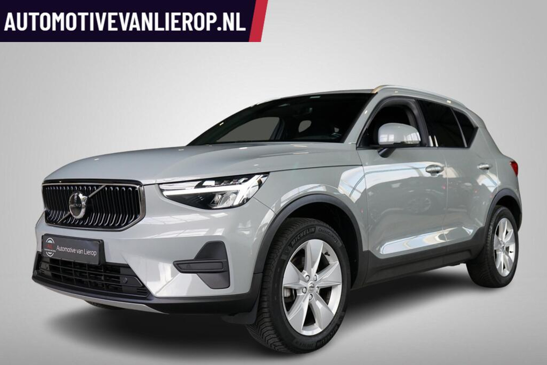 Volvo XC40 2.0 B3 VAPOUR GREY | CAMERA | STOEL/STUUR-VERWARMING 47925014-0.jpg | Automotive van Lierop