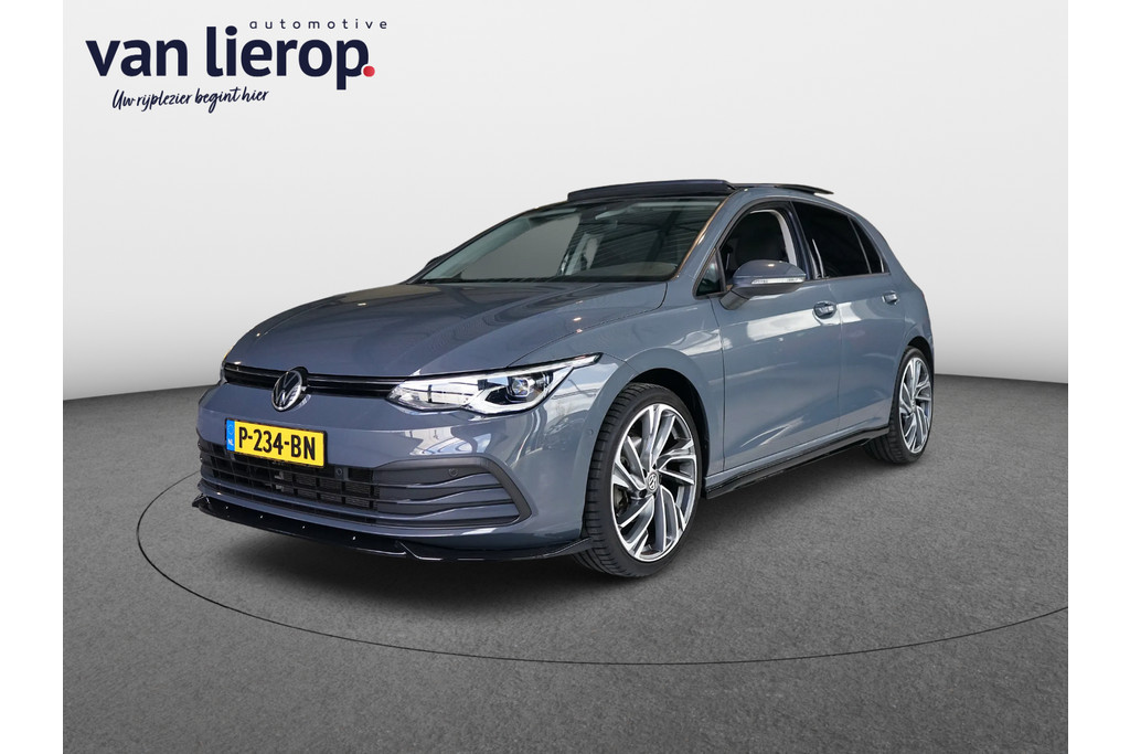 Volkswagen Golf 1.5 eTSI PANO | SFEER | 19'' | IQ | CARPLAY 52108222-0.jpg | Automotive van Lierop