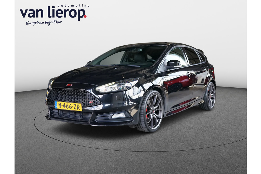 Ford Focus 2.0 ST-3|LEDER|NAVI|CAMERA|STOEL/STUURVERW|CLIMATE 53353195-0.jpg | Automotive van Lierop